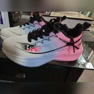 Womens 6.5 Shoes EU 37 Without Box